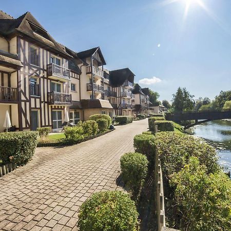Karma Manoir Des Deux Amants Aparthotel Connelles Bagian luar foto