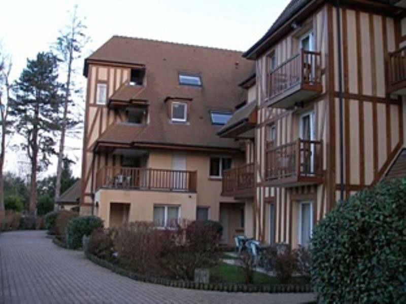 Karma Manoir Des Deux Amants Aparthotel Connelles Bagian luar foto